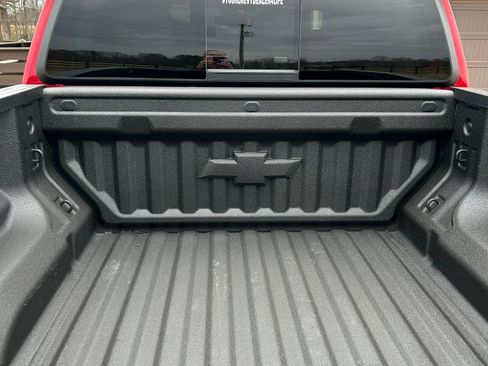 Used 2026 Chevrolet Colorado ZR2 w/ Technology Package image 5