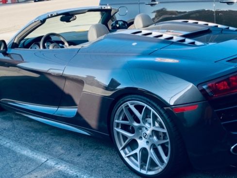 Used 2012 Audi R8 V10 AWD/4WD image 1
