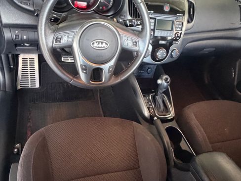 Used 2012 Kia Forte Koup SX FWD image 13