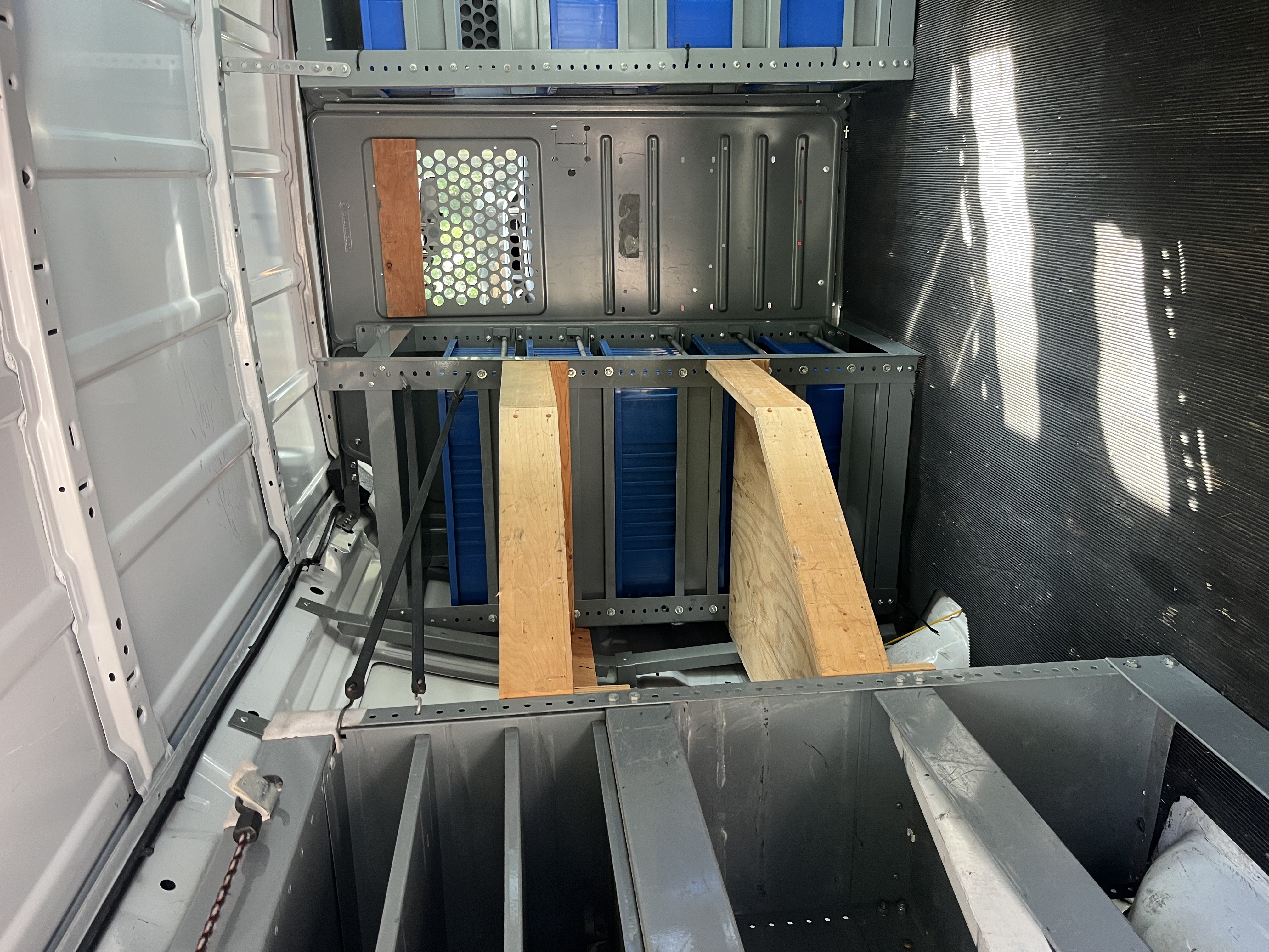 Used 2013 Ford E-250 and Econoline 250 w/ PWR Group RWD image 11