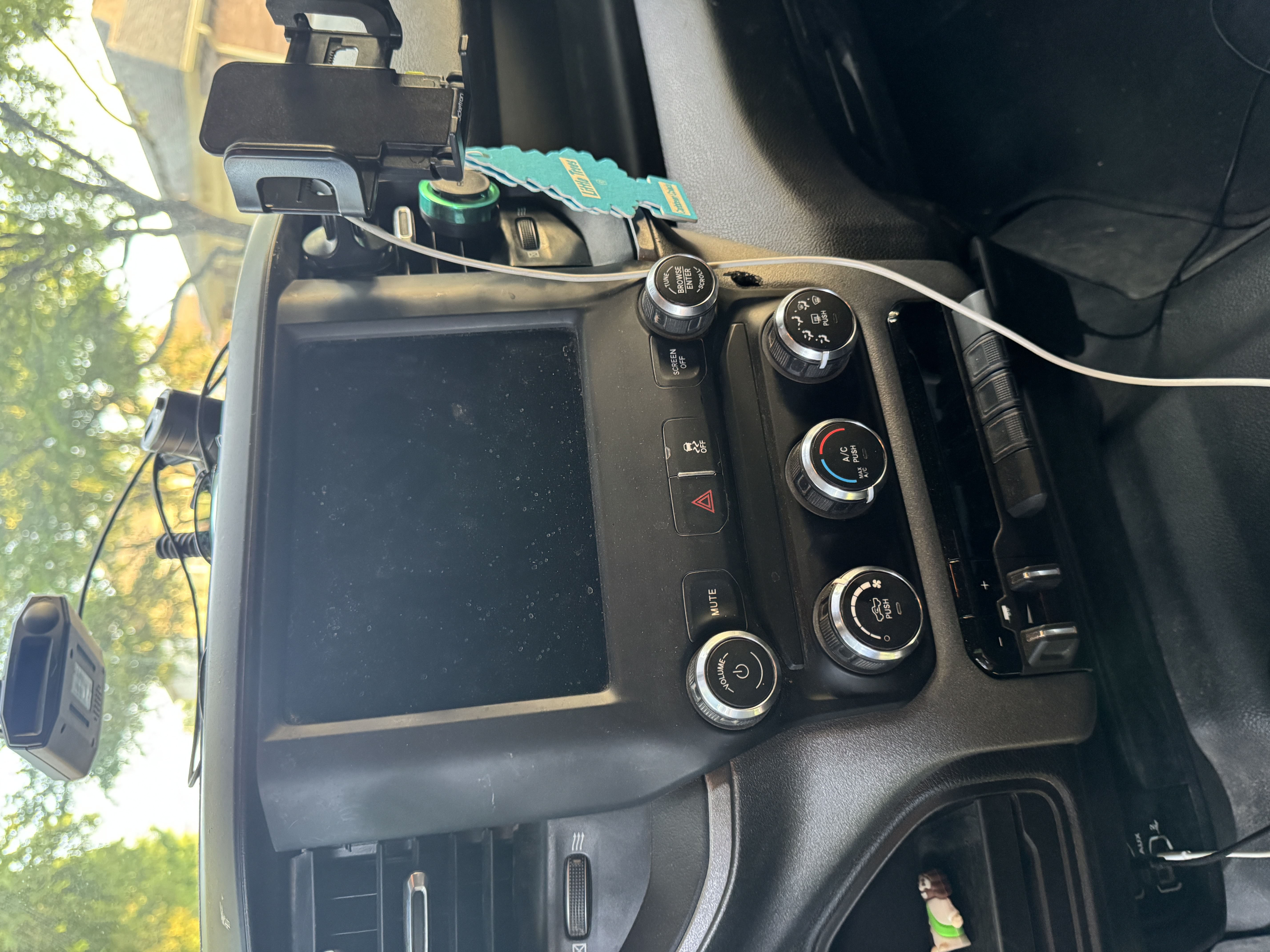 Used 2020 RAM 3500 Tradesman w/ Chrome Appearance Group AWD/4WD image 10