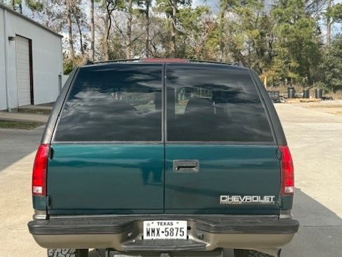 Used 1996 Chevrolet Tahoe Sport Utility 2D image 4
