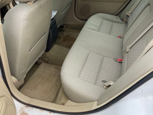 Used 2011 Ford Fusion SE image 22