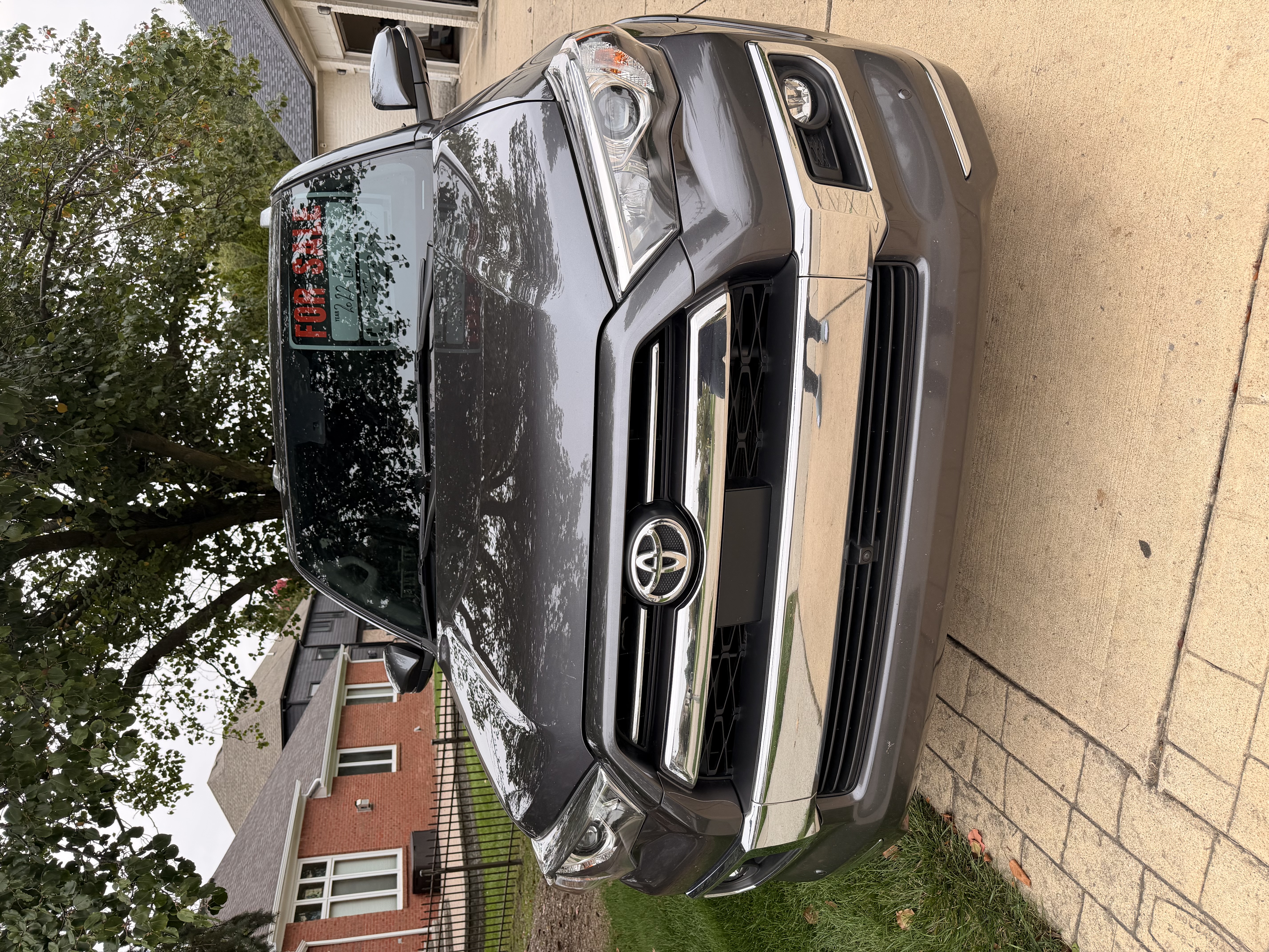 Used 2022 Toyota 4Runner Limited AWD/4WD image 1