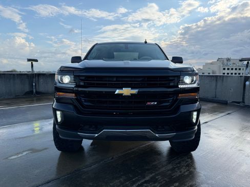 Used 2017 Chevrolet Silverado 1500 LT w/ All Star Edition image 2