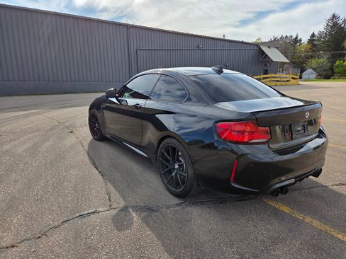 Used 2018 BMW M2 image 5
