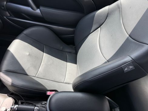 Used 2005 MINI Cooper Hardtop image 10