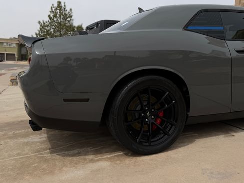 Used 2019 Dodge Challenger R/T Scat Pack w/ 1320 Drag Pack image 11
