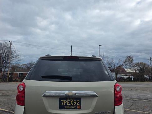 Used 2015 Chevrolet Equinox LT w/ Driver Convenience Package image 8