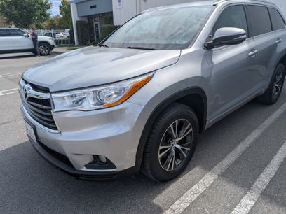 Used 2016 Toyota Highlander XLE