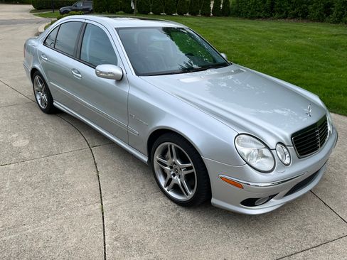 Used 2006 Mercedes-Benz E 55 AMG Sedan image 30