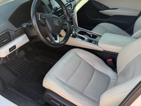 Used 2018 Honda Accord EX-L image 9