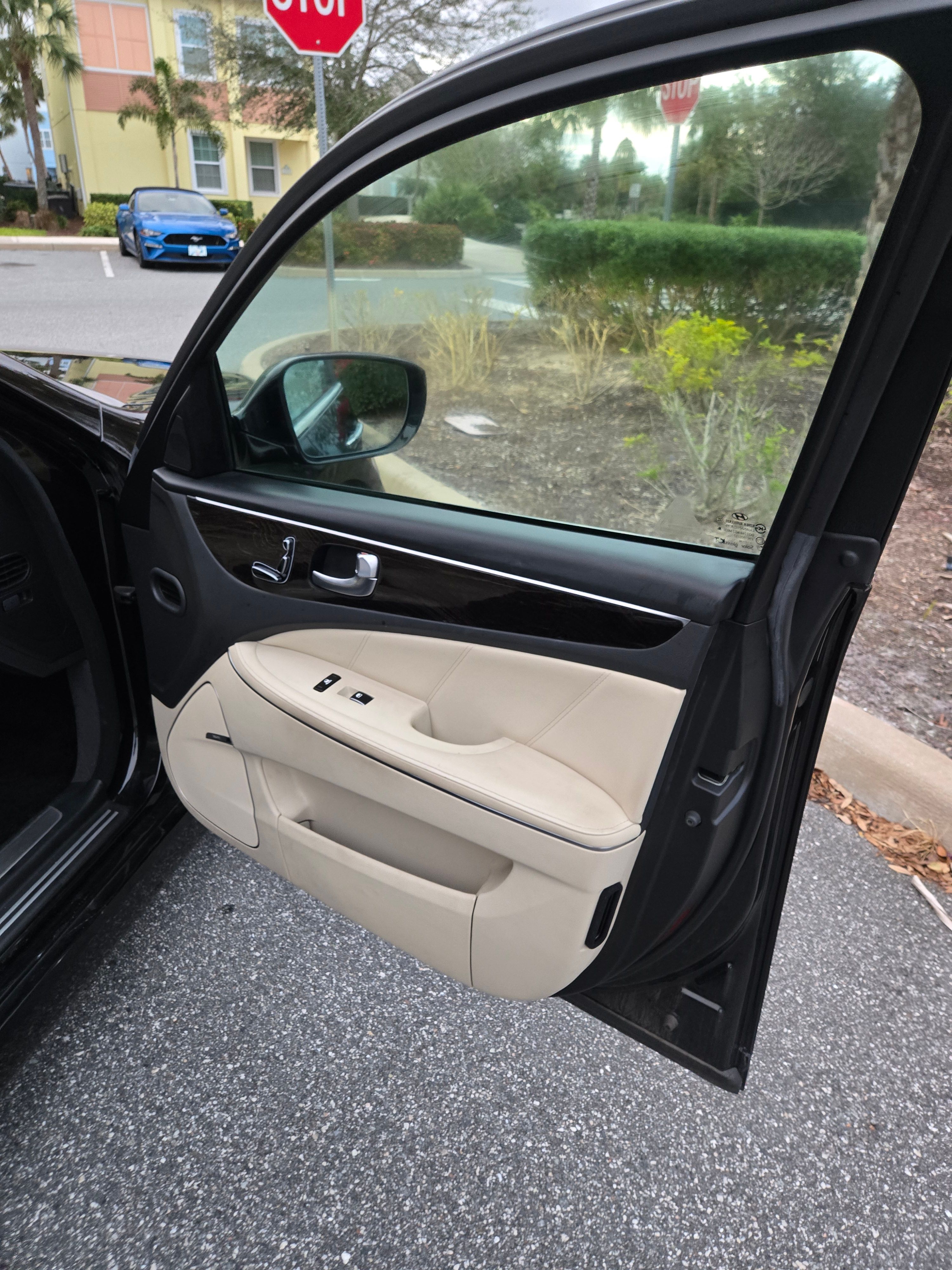Used 2014 Hyundai Equus Ultimate RWD image 8