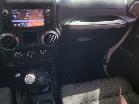 Used 2011 Jeep Wrangler Sport w/ Connectivity Group image 11