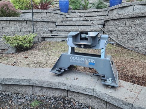 Used 2021 Chevrolet Silverado 3500 LTZ w/ LTZ Convenience Package image 27