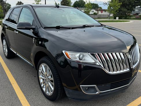 Used 2015 Lincoln MKX AWD w/ Equipment Group 102A image 9