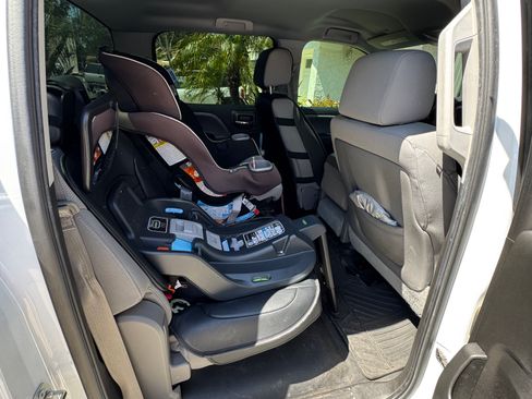 Used 2015 Chevrolet Silverado 1500 LS w/ Trailering Package image 10