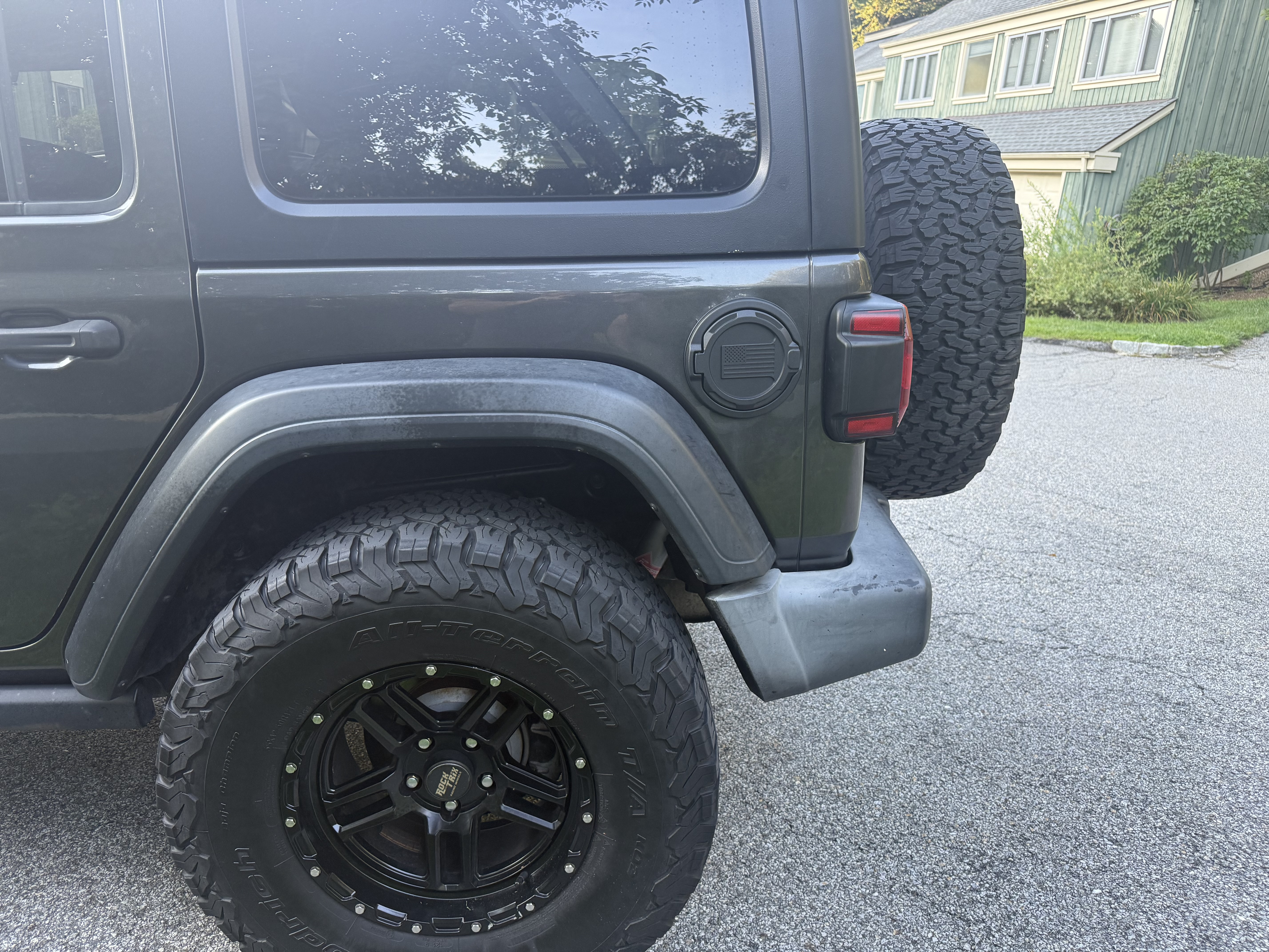 Used 2018 Jeep Wrangler Unlimited Sport AWD/4WD image 5