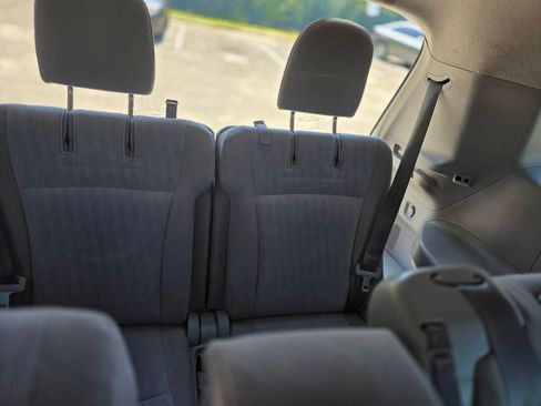 Used 2013 Toyota Highlander 4WD image 12