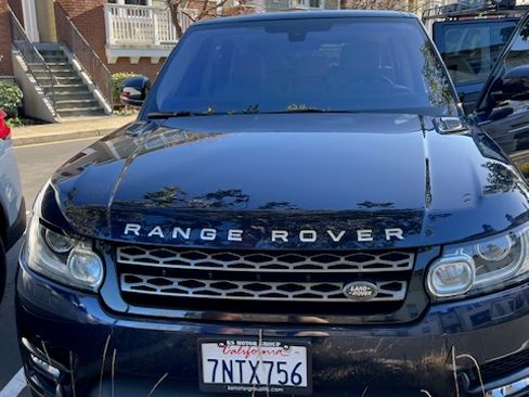 Used 2016 Land Rover Range Rover Sport SE image 1