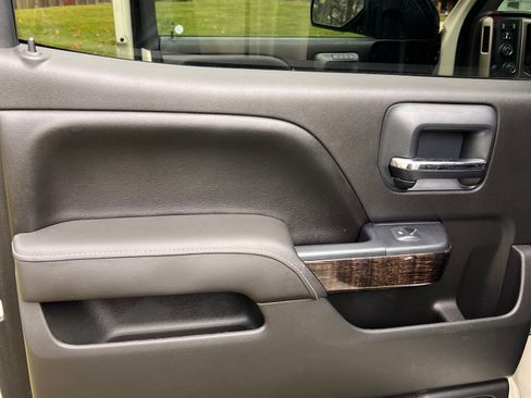 Used 2015 GMC Sierra 1500 Denali w/ Driver Alert Package image 13