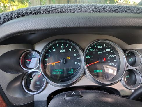 Used 2010 GMC Sierra 1500 SLE w/ Power Pack Plus image 9