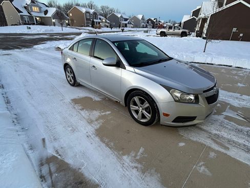 Used 2013 Chevrolet Cruze LT image 4