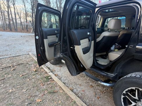 Used 2007 HUMMER H3 image 11