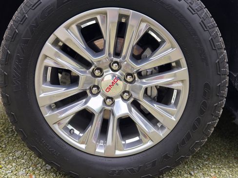Used 2023 GMC Sierra 1500 Denali AWD/4WD image 18