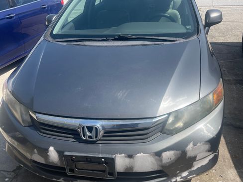 Used 2012 Honda Civic LX image 9