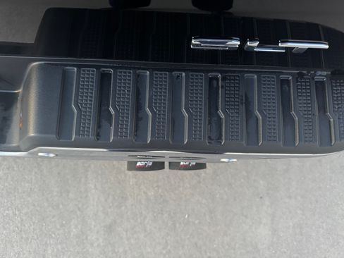 Used 2022 GMC Sierra 1500 SLT w/ SLT Premium Plus Package image 11