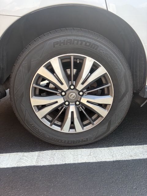 Used 2017 Nissan Pathfinder SV FWD image 25