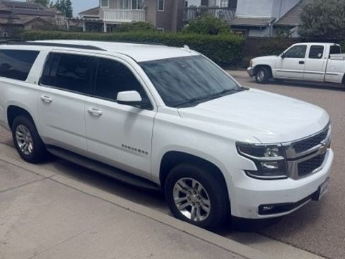 Used 2016 Chevrolet Suburban LT w/ Luxury Package RWD image 5