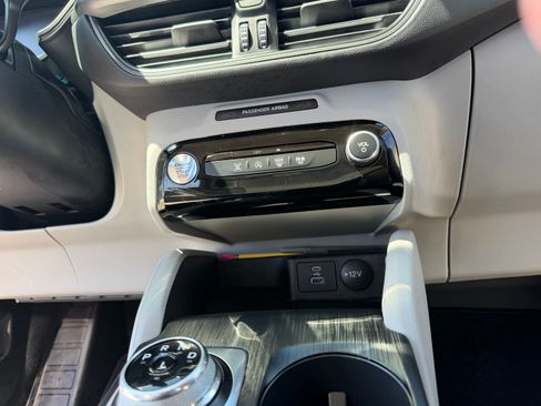 Used 2023 Ford Escape Active w/ Tech Pack #1 image 13