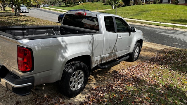 Used 2016 Chevrolet Colorado W/T w/ WT Convenience Package RWD image 8