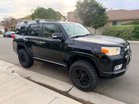 Used 2012 Toyota 4Runner Limited image 18