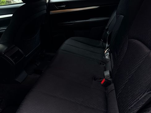 Used 2012 Subaru Outback 2.5i Premium image 6