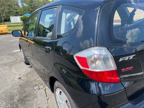 Used 2013 Honda Fit image 8