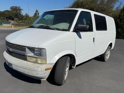 Used 2005 Chevrolet Astro w/ Seat Package