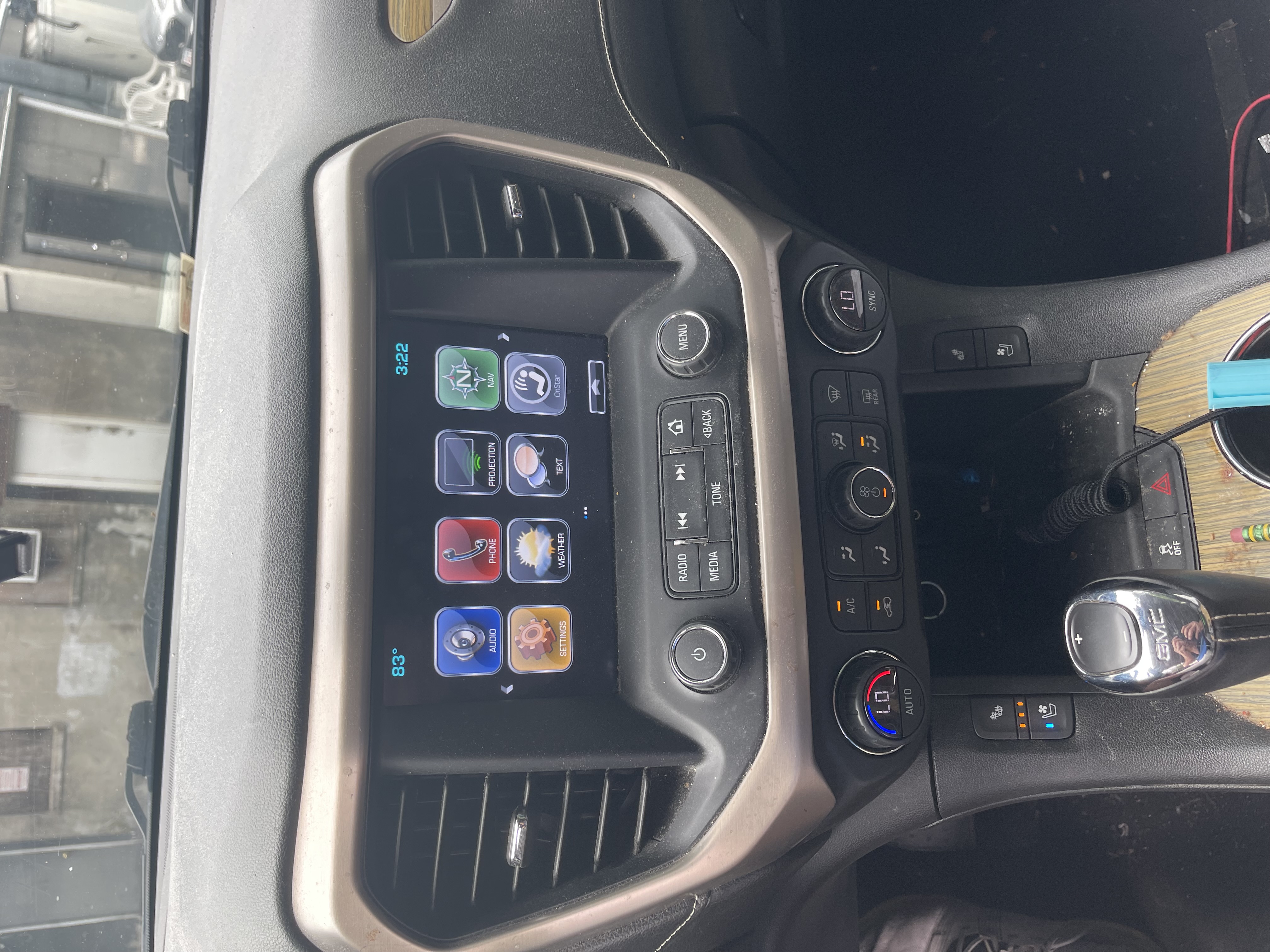 Used 2019 GMC Acadia Denali AWD/4WD image 14