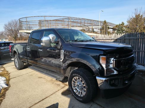 Used 2022 Ford F350 XLT w/ XLT Premium Package image 1
