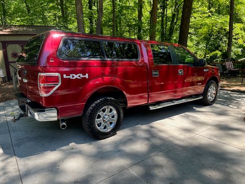 Used 2013 Ford F150 XLT w/ Luxury Equipment Group AWD/4WD image 6