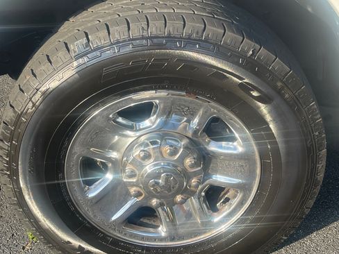 Used 2022 RAM 2500 Tradesman w/ Chrome Appearance Group RWD image 1