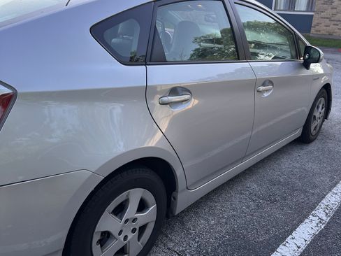 Used 2010 Toyota Prius Five image 19