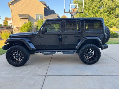 Used 2018 Jeep Wrangler Unlimited Sahara w/ Uconnect 4C Nav & Sound Group