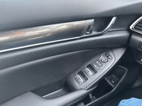 Used 2020 Honda Accord Sport image 12