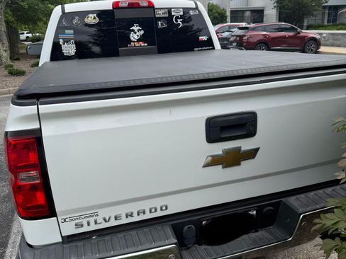 Used 2015 Chevrolet Silverado 1500 LT w/ All Star Edition AWD/4WD image 5