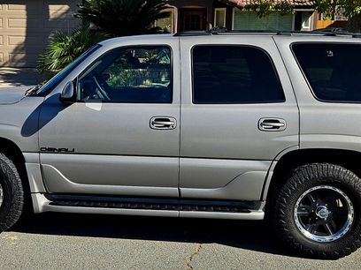 Used 2001 GMC Yukon Denali