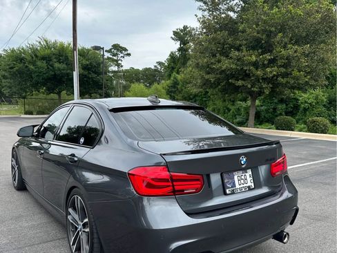 Used 2018 BMW 340i Sedan w/ Executive Package RWD image 5