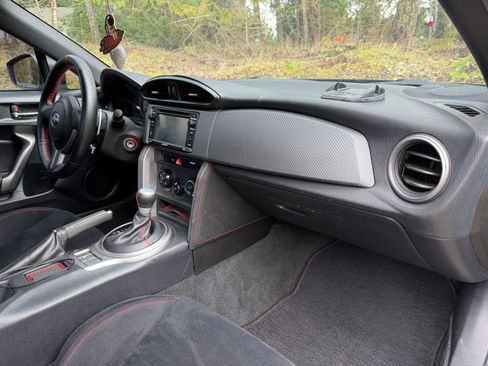 Used 2015 Scion FR-S image 10